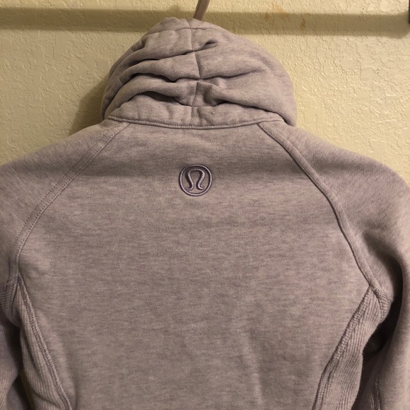 Rare Lululemon pale lavender cuddle up jacket - Picture 5 of 7